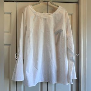 Worthington white scoop neck blouse, NWT, with bell lace up sleeves, 2X